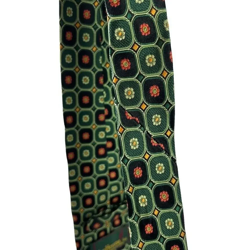 JZ Boulder Jim Herron Mens Green Floral All Silk Hand Made Necktie Neck Tie 3.5